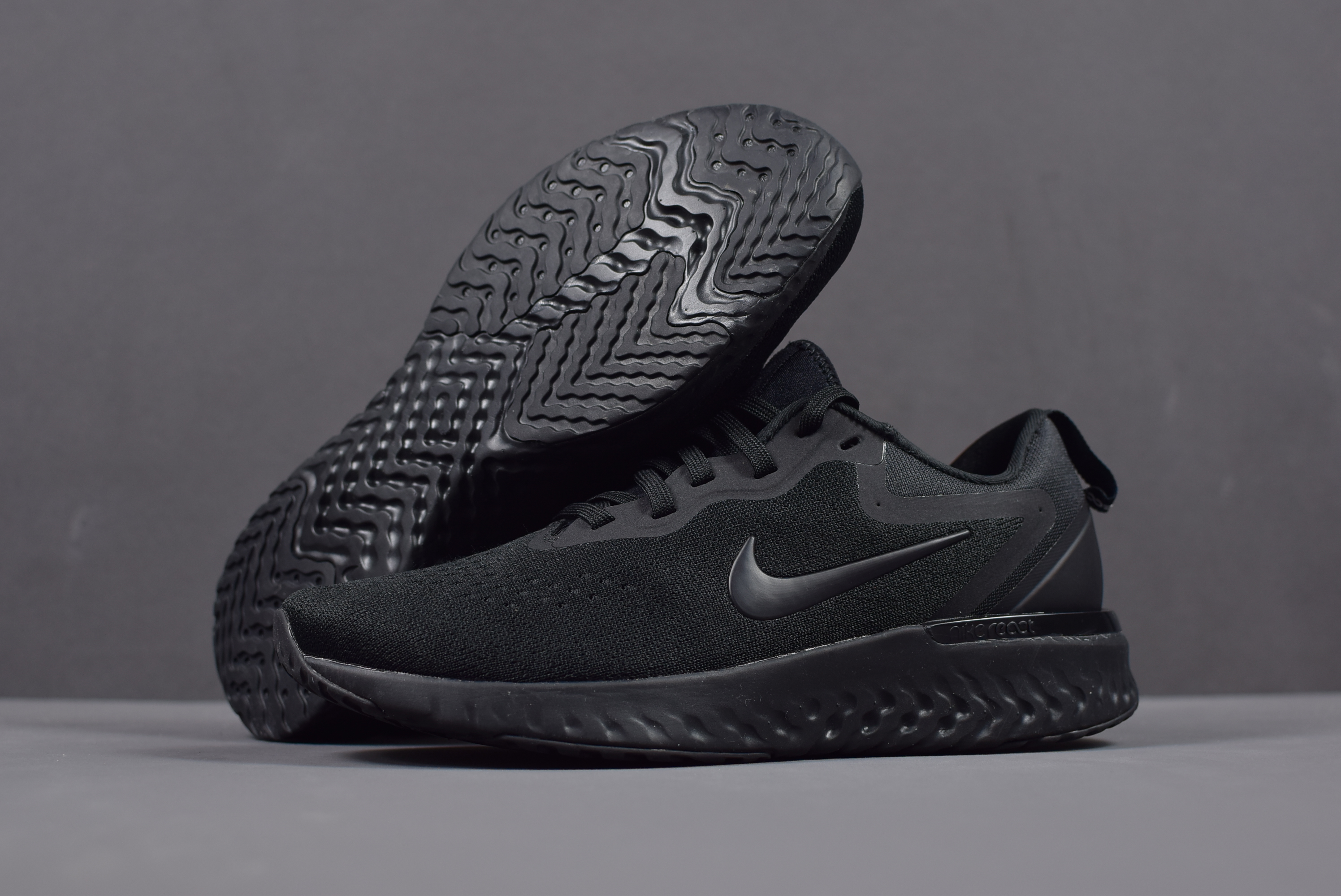 Men Nike Odyssey React All Black - Click Image to Close